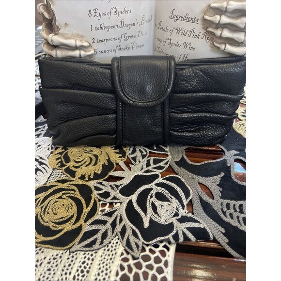 Banana Republic Handbags - Banana Republic Bow Leather Clutch Womens Small Bag Black Leather Evening Purse